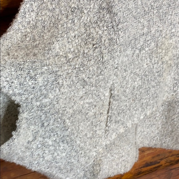 Sweater - Picture 4 of 6